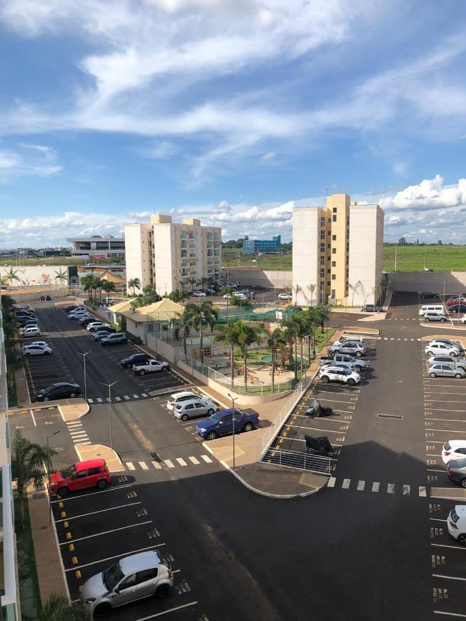 Apartamento Proximo Ao Parque E Aeroporto - Com Academia E Piscina Appartement Uberlândia Buitenkant foto