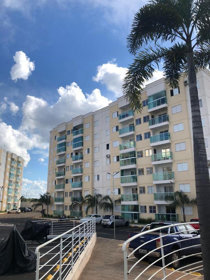 Apartamento Proximo Ao Parque E Aeroporto - Com Academia E Piscina Appartement Uberlândia Buitenkant foto